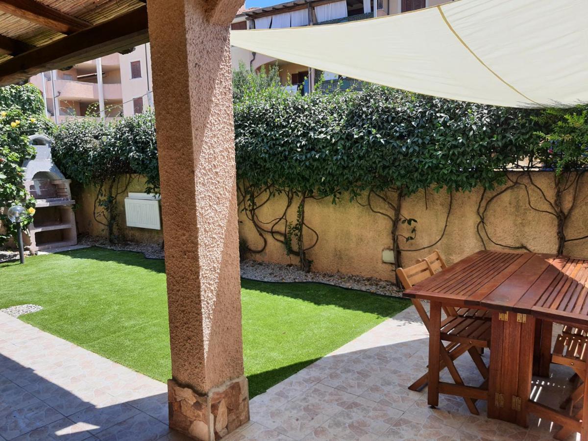 Appartement Casa Azzurra Olbia Mare Extérieur photo